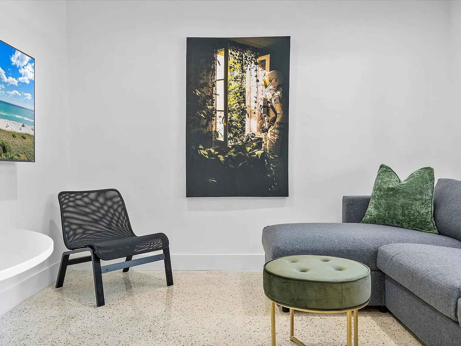 1 bed, 1.0 bath, 699 sqft, $3,333 — Photo 2