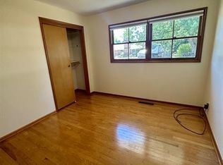 6645 SW Peyton Rd, Portland, OR 97223