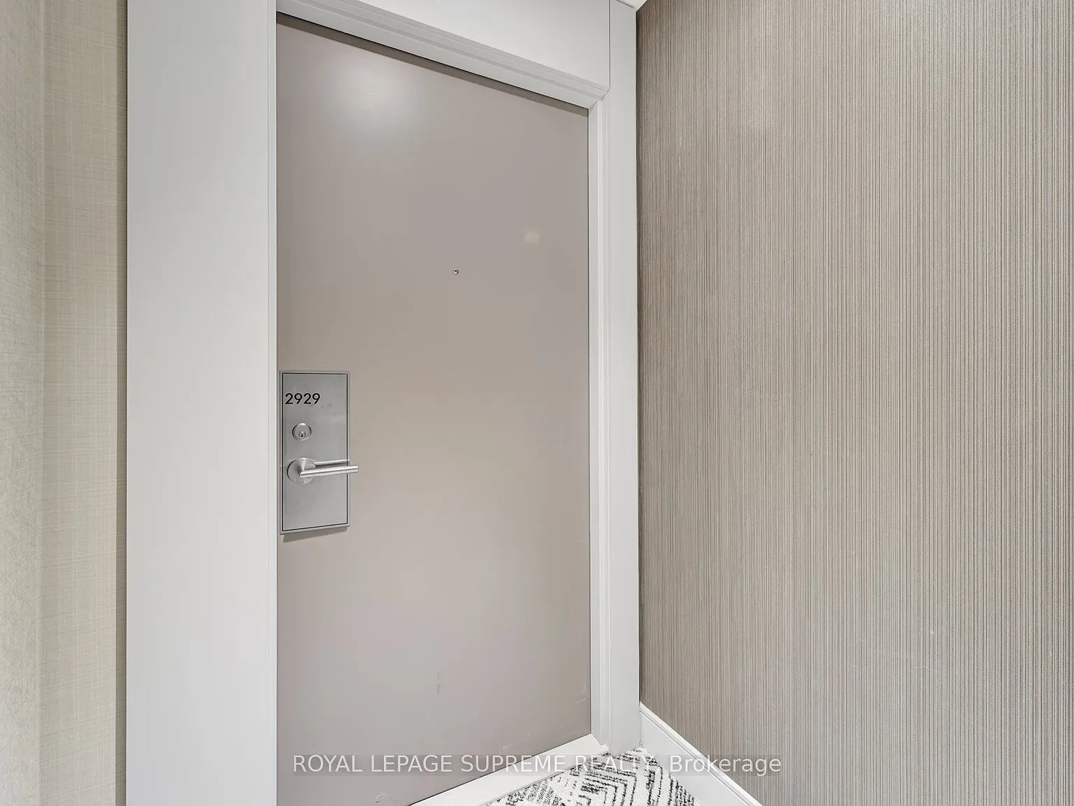 Encore At Theatre District Condos — Photo 1