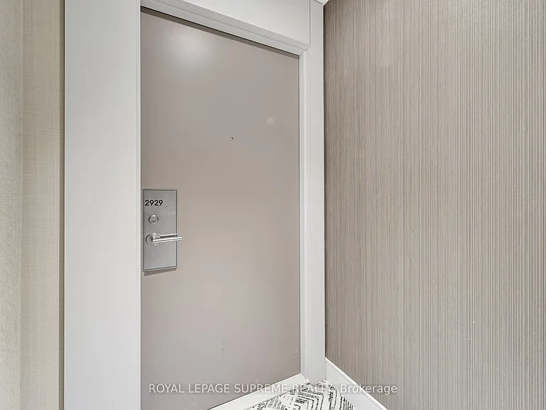 28 Widmer St #2929 — Photo 1