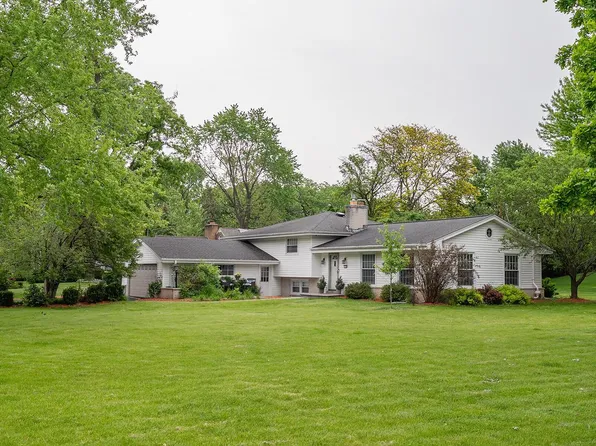 12475 Elmhurst PARKWAY, Elm Grove, WI 53122