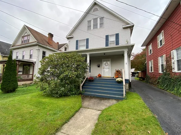 1419 Buffalo St, Franklin, PA 16323