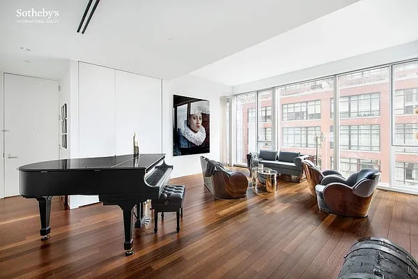 Sold by Sotheby's International Realty | media 13
