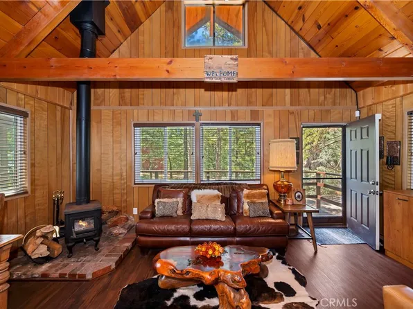 2428 Oak Dr, Arrowbear Lake, CA 92382