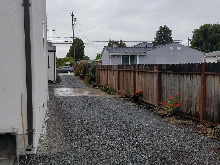 22368 S Garden Ave — Photo 20