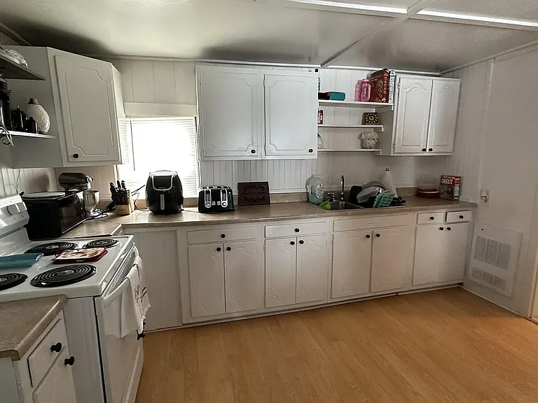 17 Sailly Ave — Photo 7