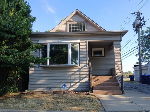 2416 W Grunewald St, Blue Island, IL 60406