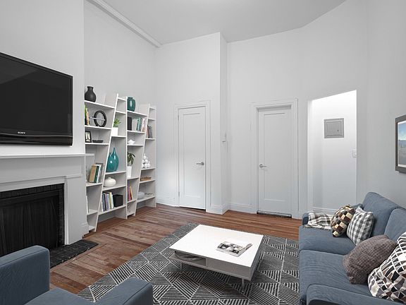 5th image of 213 W 13th St APT 1C