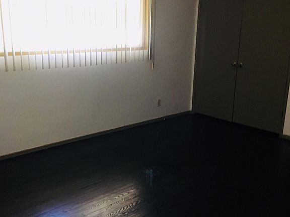 5th image of 1013 N Marguerita Ave #1