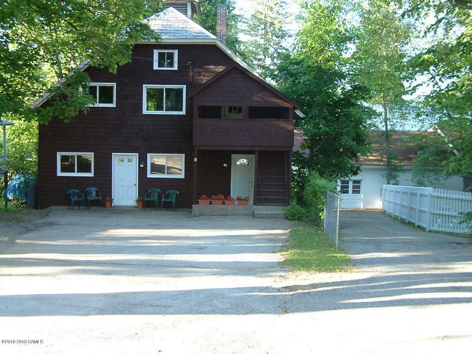 1st image of 8 Horicon Ave