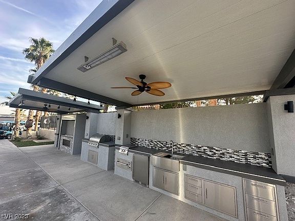 5th image of 8175 Arville St #154