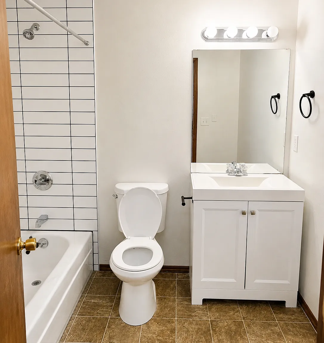 3 bed, 1784 sqft, $3,000 — Photo 4