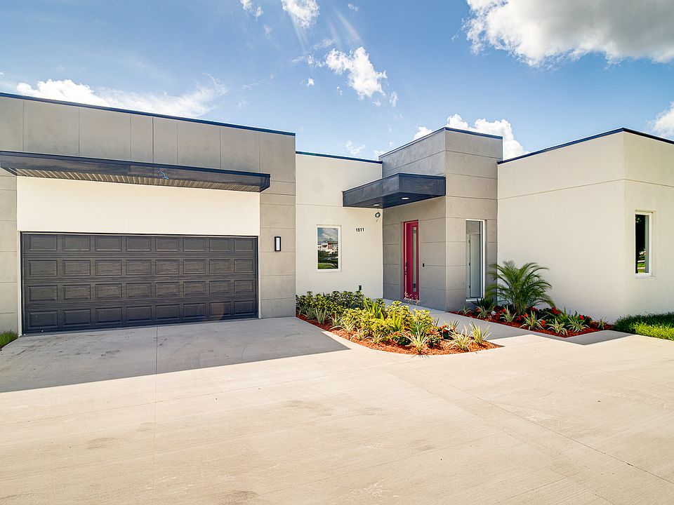 1st image of 1811 Lake Pickett Rd