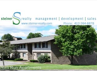 110 Lee Dr APT 12, Moon Township, PA 15108