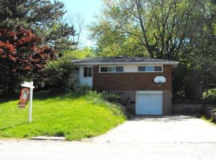 618 Greenleaf Dr, Monroeville, PA