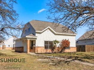 10311 Glen Vista Dr, Dallas, TX 75217
