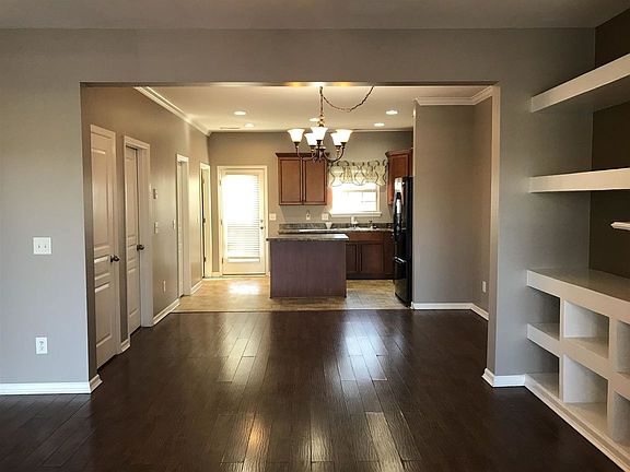 4th image of 403 Tapestry Pl Unit 205