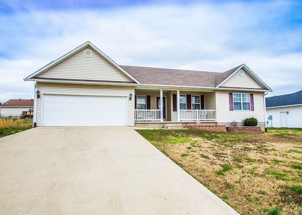 1st image of 208 Murfield Dr