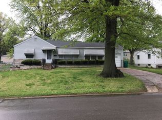1123 Avant Dr, Saint Louis, MO