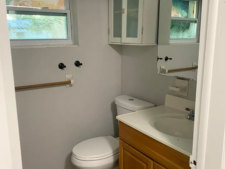 20 W Murray St — Photo 13