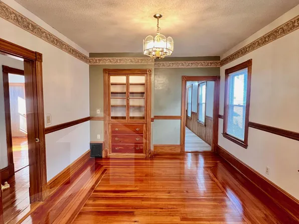 25 Temple St #5, Somerville, MA 02145