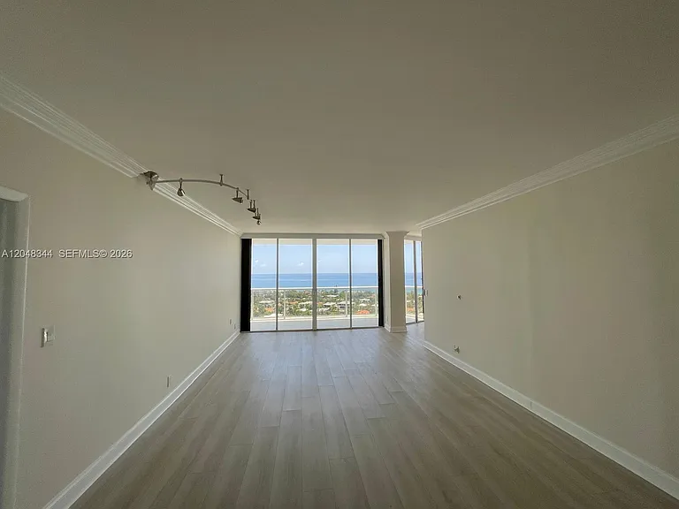 20281 E Country Club Dr #2104 — Photo 6