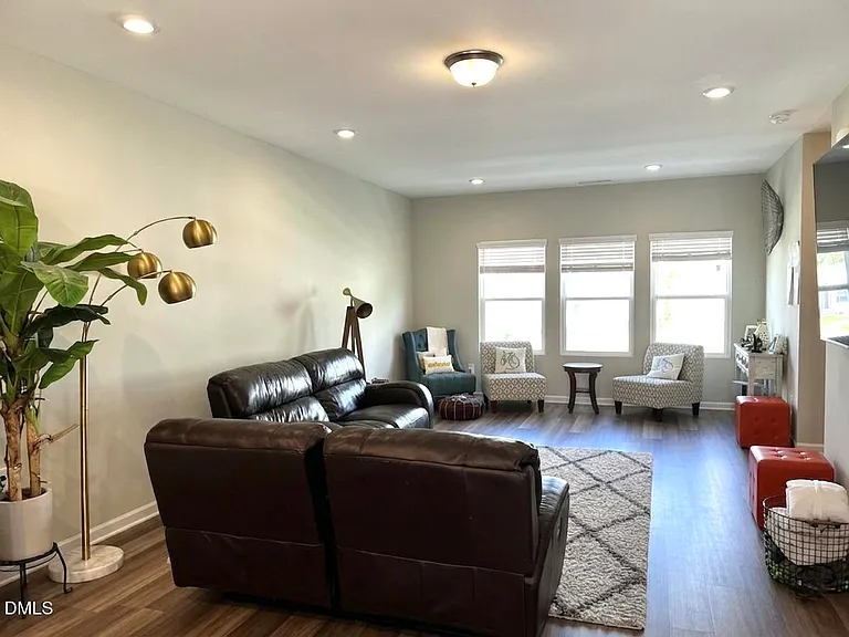 1503 Kiln Ct — Photo 5