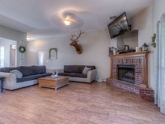 4th image of 3336 S 202 East Ave