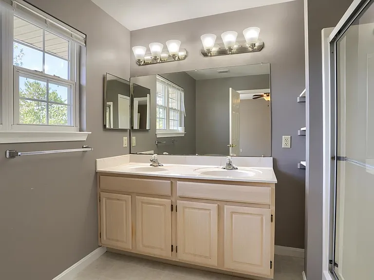 226 Sparrow Rd — Photo 13