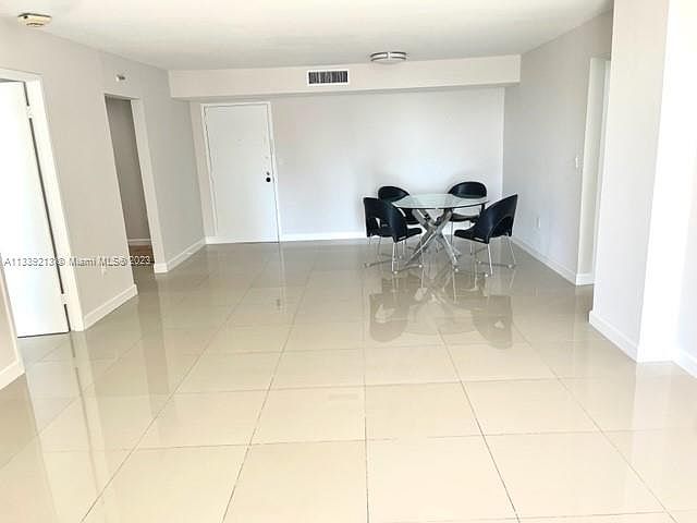 1st image of 210 174th St APT 1805
