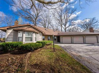 1001 Countryside Dr, De Pere, WI 54115