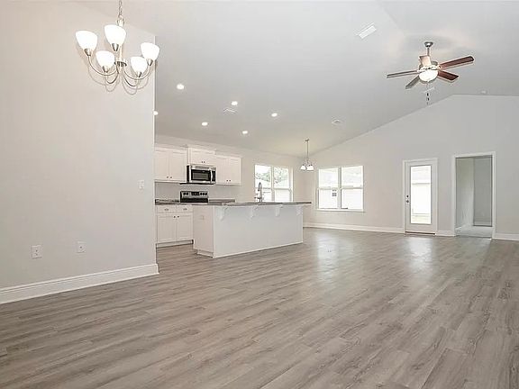 4th image of 3310 Bliss Ln