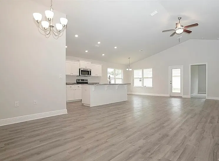 3310 Bliss Ln — Photo 4