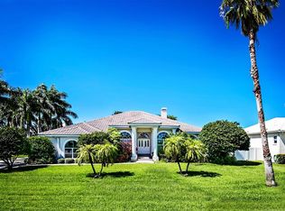 506 Madrid Dr, Tierra Verde, FL 33715