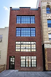 254 North 6th Street in Williamsburg