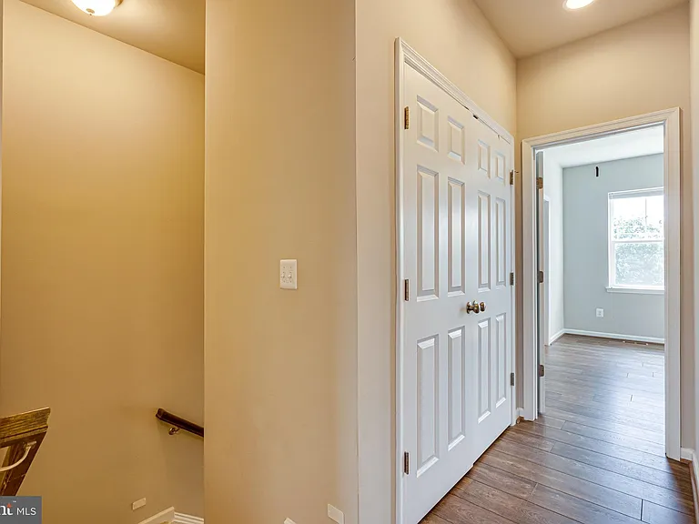 14263 Travilah Rd — Photo 22