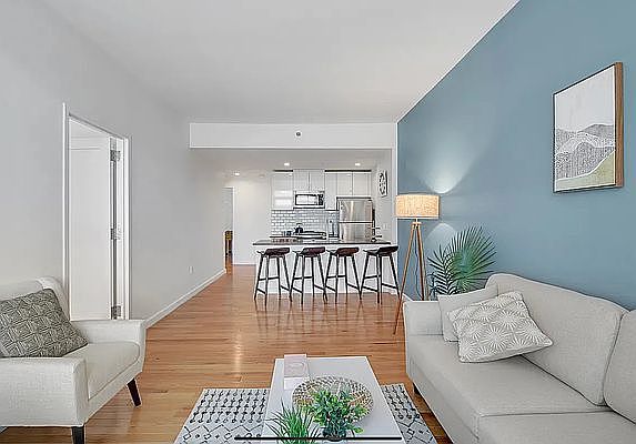 1st image of 210 E 121st St #5Y