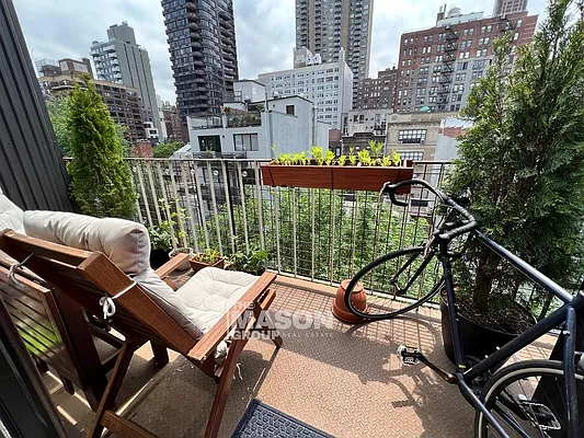 Rented by Mason Group LLC | media 2