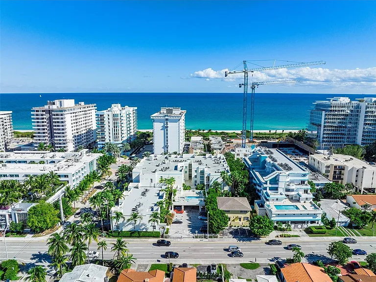 9172 Collins Ave #216 — Photo 31