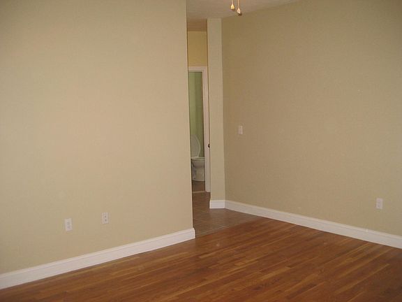 2nd image of 76 Pitcairn St #1
