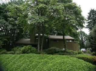 230 Ogden Dr, Oregon City, OR 97045