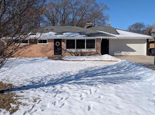 8965 North Navajo ROAD, Bayside, WI 53217