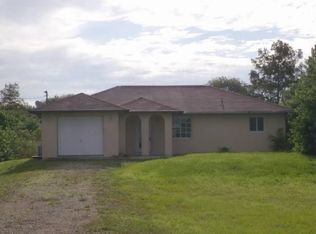 640 14th St NE, Naples, FL 34120