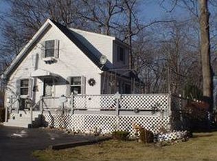 10 Ray Ave, York, ME 03909