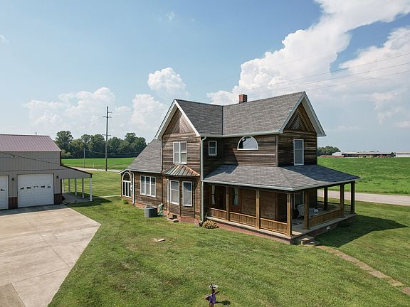 3rd image of 10475 E County Road 1000 N