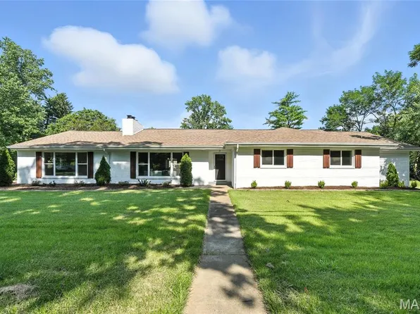 29 Chaminade Dr, Saint Louis, MO 63141