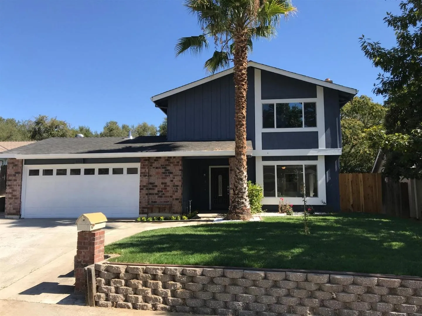 7008 Sunburst Way photo 1