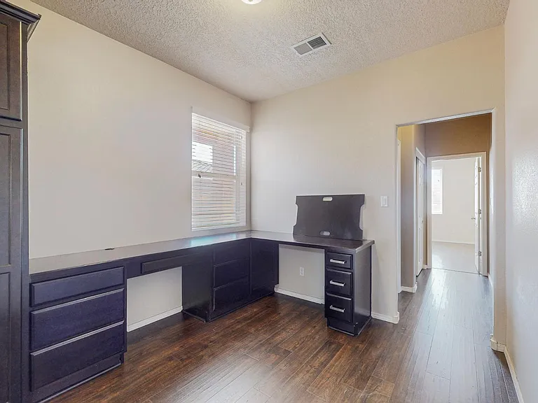 8323 Mock Heather Rd NW — Photo 18