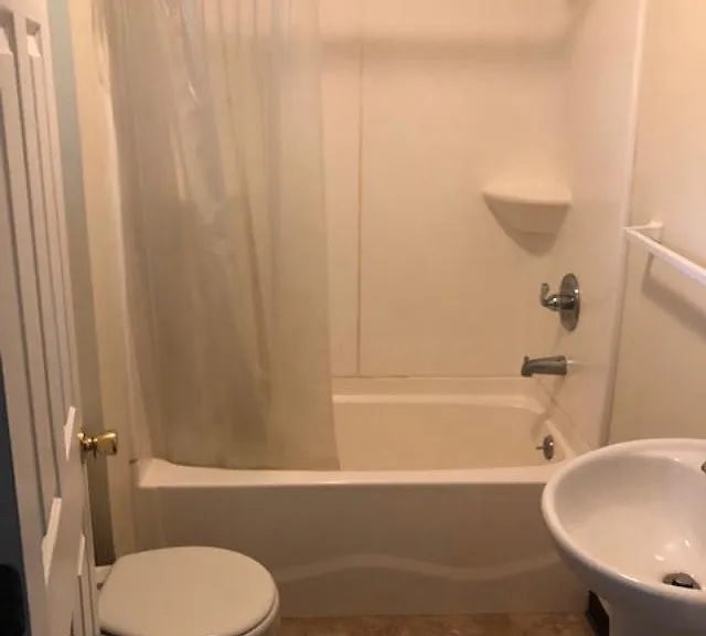 21 W Elizabeth St #2 — Photo 2