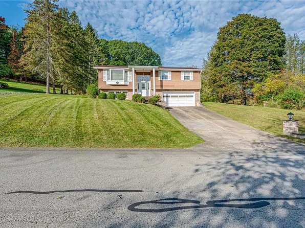 110 Lynn Ct, Trafford, PA 15085